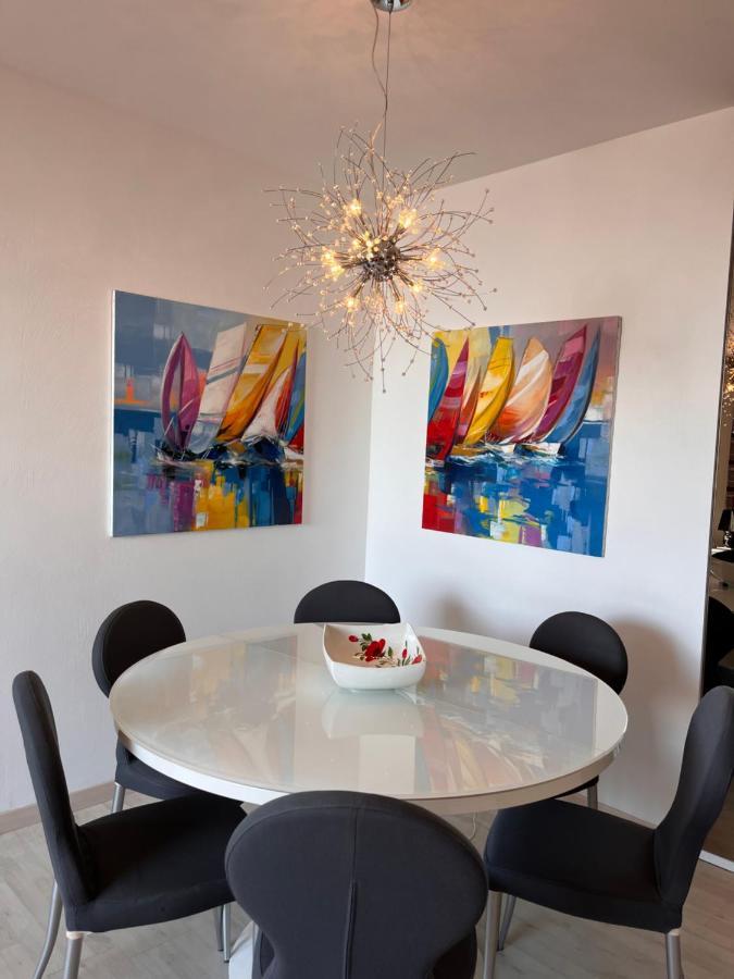 Appartement Favola Bella The Panoramic Penthouse à Bardolino Extérieur photo