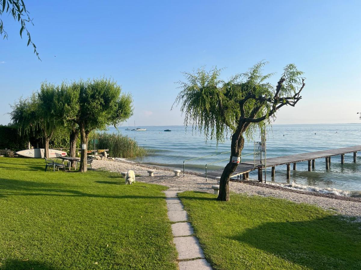Appartement Favola Bella The Panoramic Penthouse à Bardolino Extérieur photo