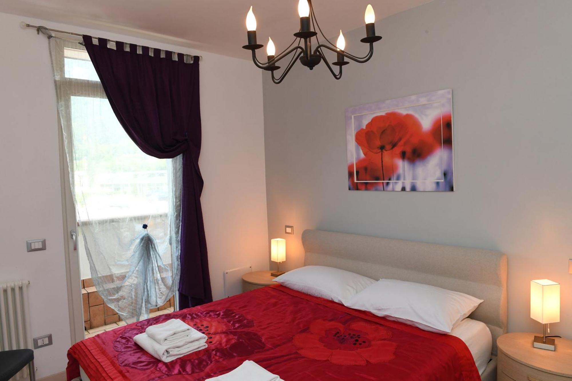 Appartement Favola Bella The Panoramic Penthouse à Bardolino Extérieur photo