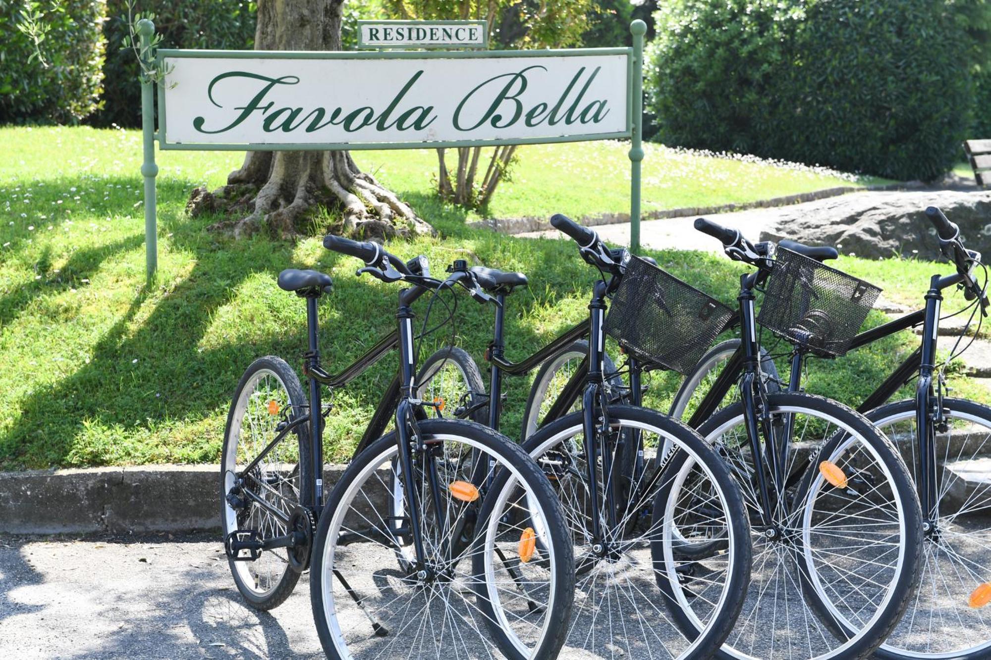Appartement Favola Bella The Panoramic Penthouse à Bardolino Extérieur photo